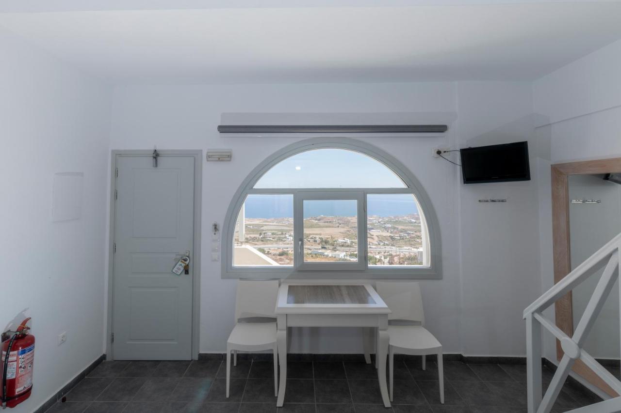 Erato Apartments Fira  Eksteriør billede