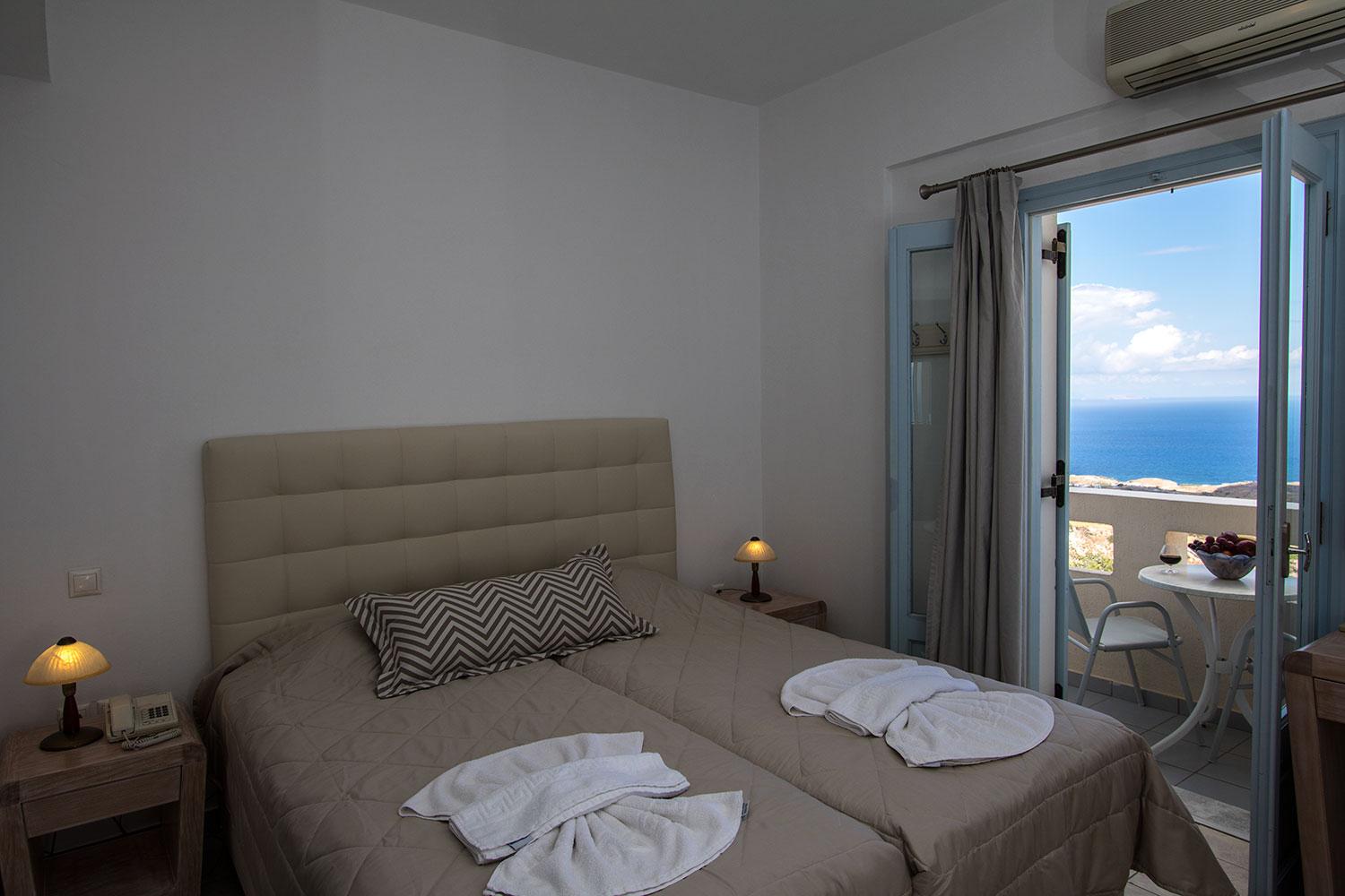 Erato Apartments Fira  Eksteriør billede